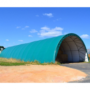 Bien installer et tendre une bâche de serre tunnel - France Serres